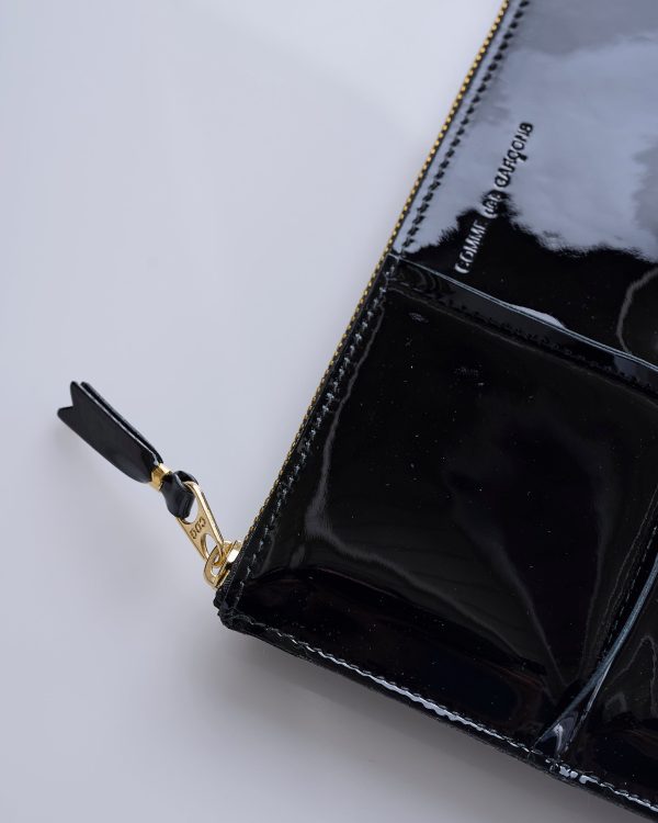 Comme des Garçons Wallet Reversed Hem Zip Pouch Black Supply