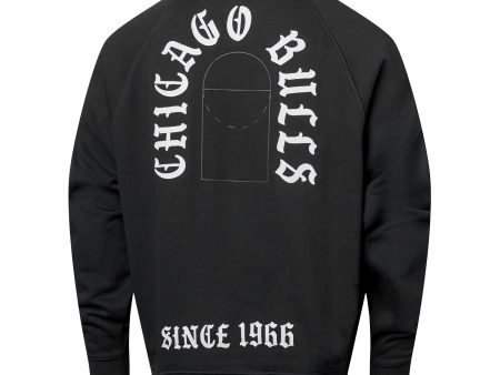 Chicago Bulls 1966 Kangaroo Old English Crewneck Sweatshirt For Sale