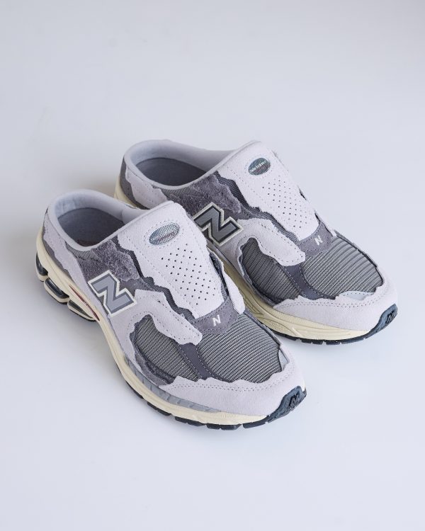 New Balance Men s M2002NA Rain Cloud Supply