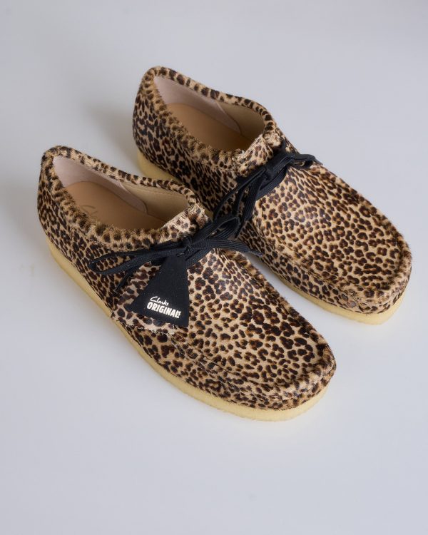 Clarks Originals Men s Wallabee Leopard Print Fashion