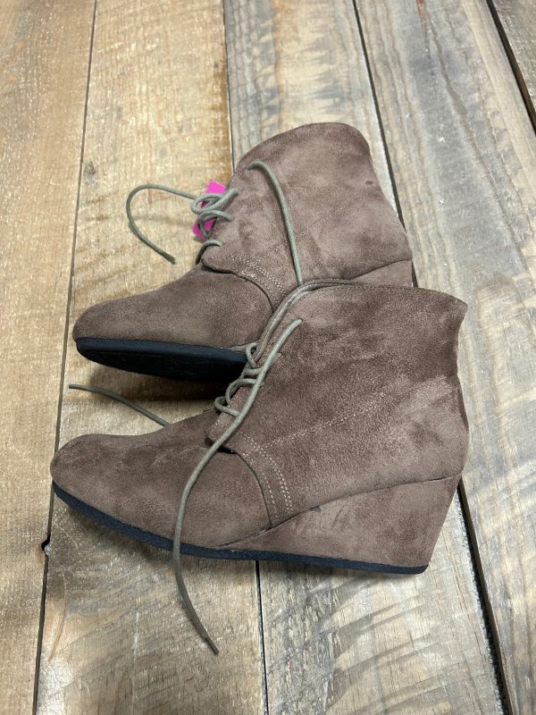 Women’s 9 booties Online Hot Sale